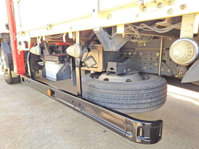 三菱ふそうキャンターセルフクレーン5段小型（2t・3t）[写真20]