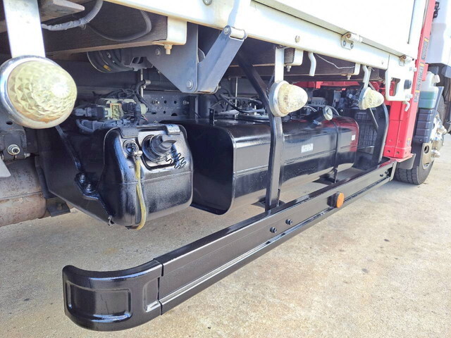 三菱ふそうキャンターセルフクレーン5段小型（2t・3t）[写真24]