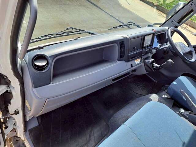 三菱ふそうキャンターセルフクレーン5段小型（2t・3t）[写真34]