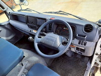 三菱ふそうキャンターセルフクレーン5段小型（2t・3t）[写真37]