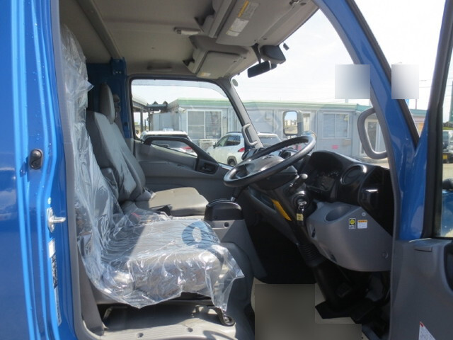 トヨタトヨエースダブルキャブ（Wキャブ）小型（2t・3t）[写真12]