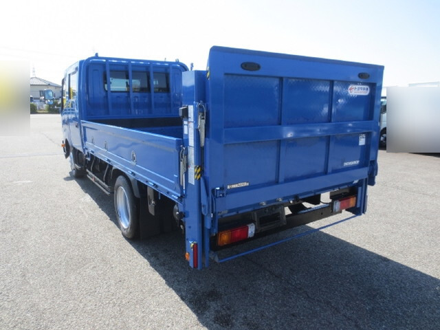 トヨタトヨエースダブルキャブ（Wキャブ）小型（2t・3t）[写真04]