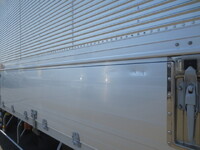 日野レンジャーアルミウイング中型（4t）[写真21]