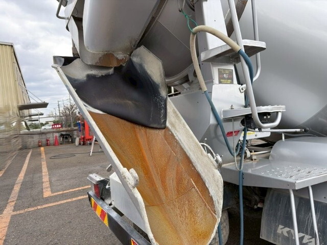 日野レンジャーミキサー車（コンクリートミキサー）増トン（6t・8t）[写真12]