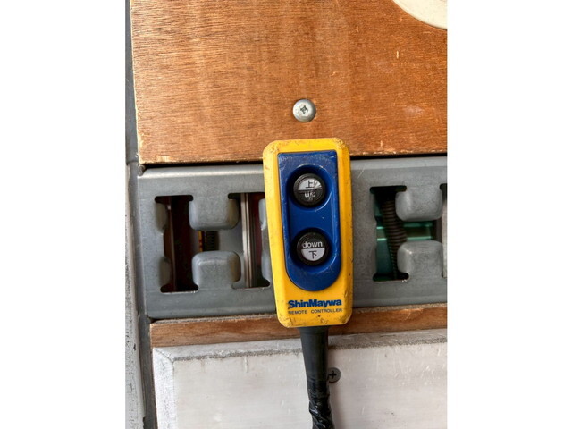 三菱ふそうキャンターアルミバン小型（2t・3t）[写真08]