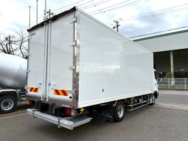 日野レンジャー冷凍車（冷蔵車）中型（4t）[写真04]