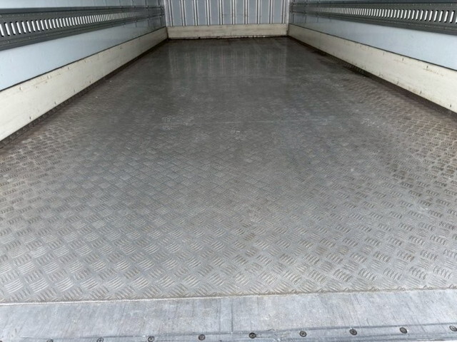 日野レンジャー冷凍車（冷蔵車）中型（4t）[写真08]