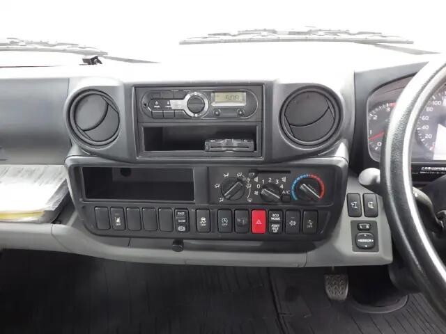 日野デュトロアルミブロック小型（2t・3t）[写真10]