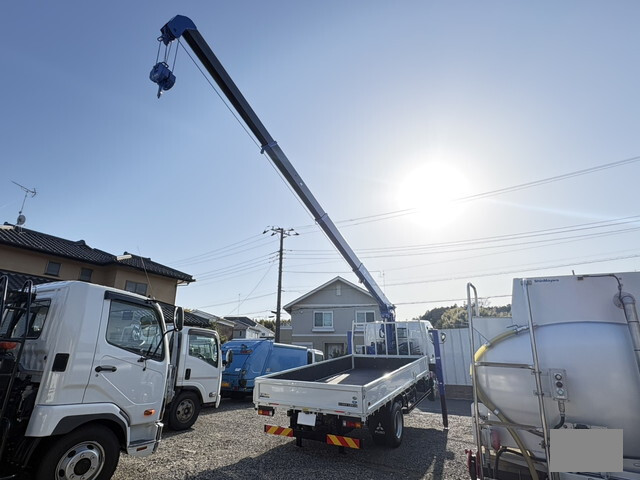 三菱ふそうキャンターセルフクレーン4段小型（2t・3t）[写真14]