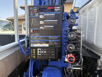 三菱ふそうキャンターセルフクレーン4段小型（2t・3t）[写真20]