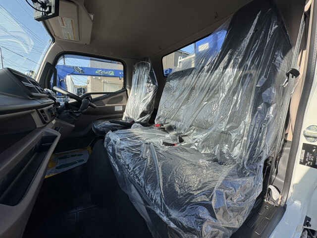 三菱ふそうキャンターセルフクレーン4段小型（2t・3t）[写真27]