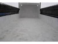 三菱ふそうスーパーグレートダンプ大型（10t）[写真12]