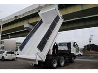 三菱ふそうスーパーグレートダンプ大型（10t）[写真02]