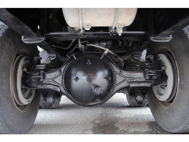 三菱ふそうスーパーグレートダンプ大型（10t）[写真09]