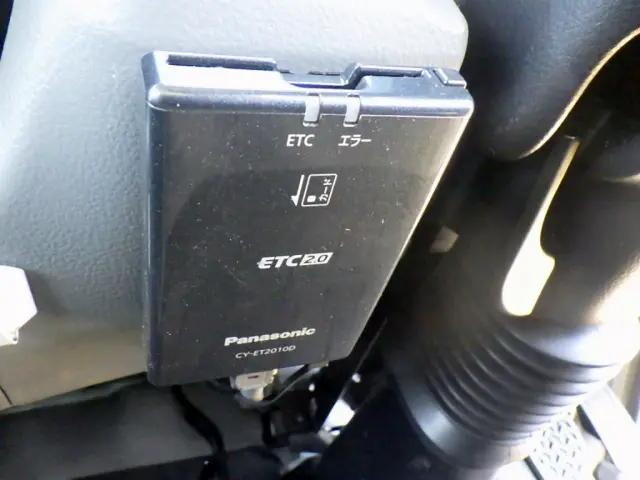 日野デュトロ平ボディ小型（2t・3t）[写真17]