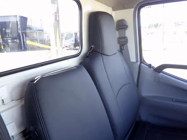 日野デュトロ平ボディ小型（2t・3t）[写真26]