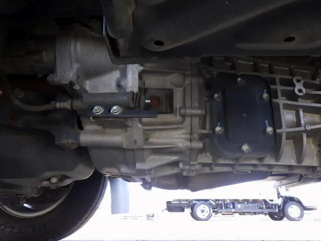 日野デュトロ平ボディ小型（2t・3t）[写真29]