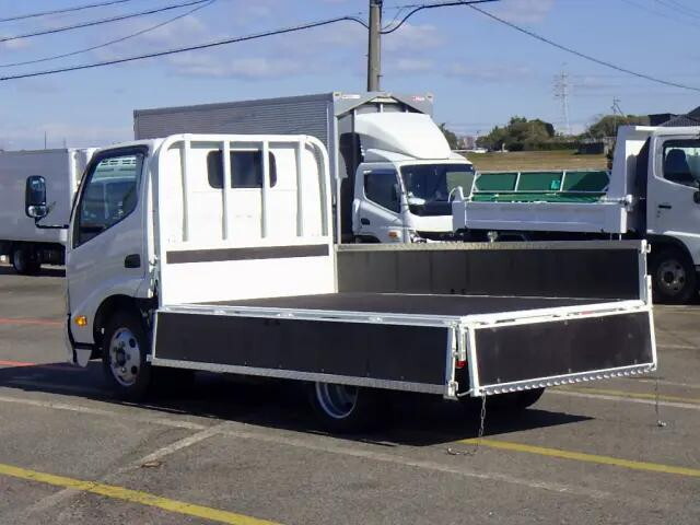 日野デュトロ平ボディ小型（2t・3t）[写真04]