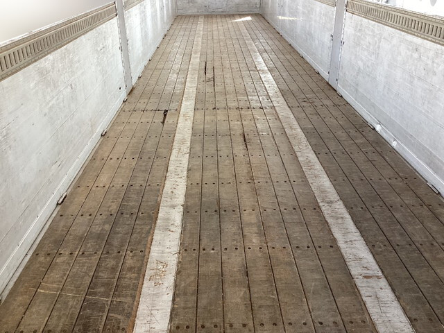 三菱ふそうスーパーグレートトレーラーヘッド（トラクターヘッド）大型（10t）[写真17]