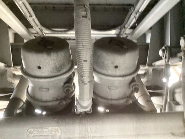 三菱ふそうスーパーグレートトレーラーヘッド（トラクターヘッド）大型（10t）[写真33]