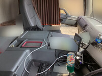 三菱ふそうスーパーグレートトレーラーヘッド（トラクターヘッド）大型（10t）[写真36]