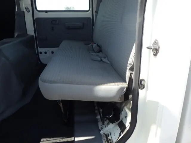 トヨタダイナダブルキャブ（Wキャブ）小型（2t・3t）[写真12]