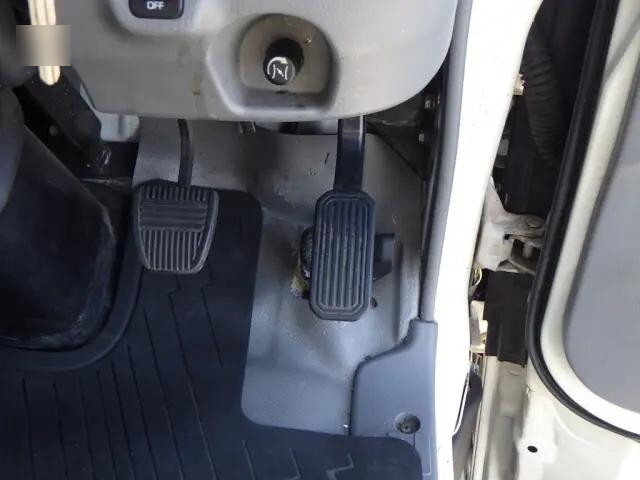 トヨタダイナダブルキャブ（Wキャブ）小型（2t・3t）[写真19]