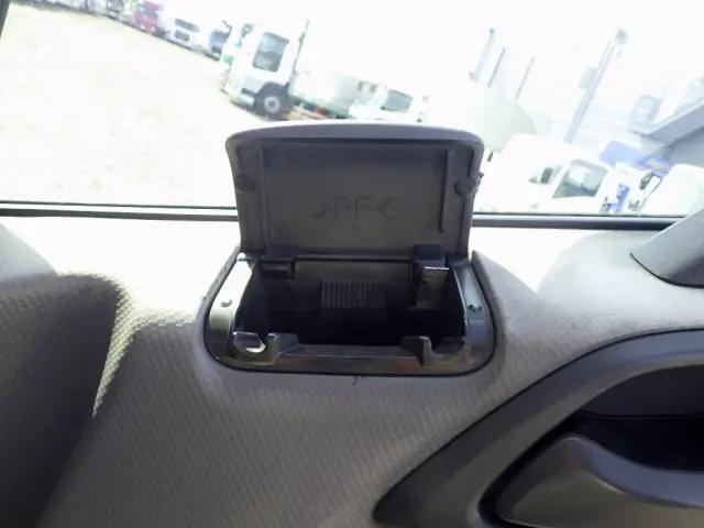 いすゞフォワードアルミブロック中型（4t）[写真17]