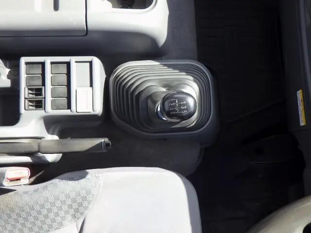 いすゞフォワードアルミブロック中型（4t）[写真20]