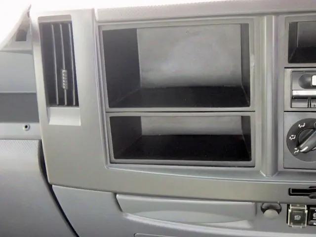 いすゞフォワードアルミブロック中型（4t）[写真21]