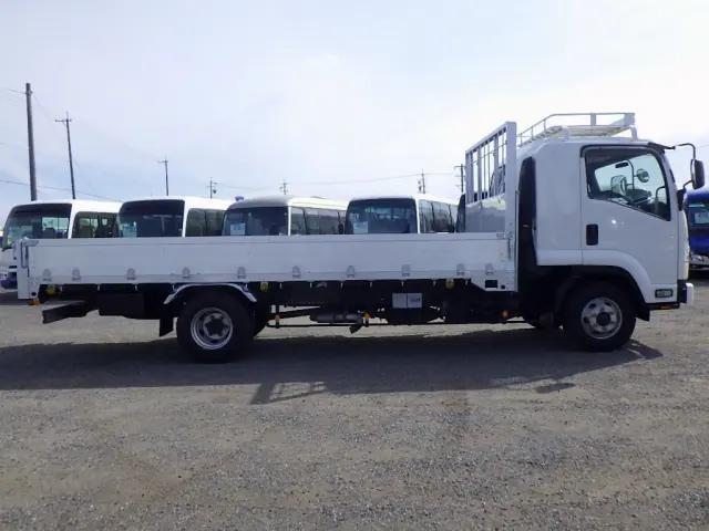 いすゞフォワードアルミブロック中型（4t）[写真03]