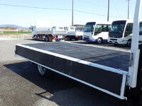 三菱ふそうキャンター平ボディ小型（2t・3t）[写真11]