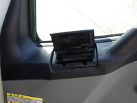 三菱ふそうキャンター平ボディ小型（2t・3t）[写真16]