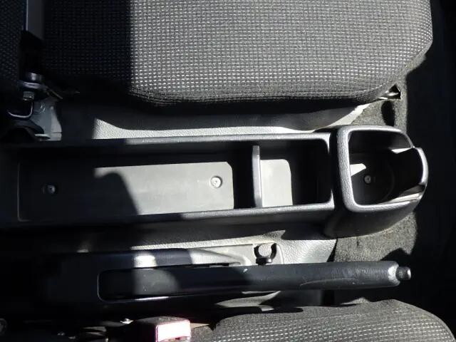 三菱ふそうキャンター平ボディ小型（2t・3t）[写真20]