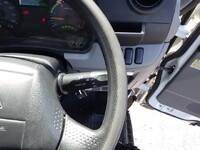 三菱ふそうキャンター平ボディ小型（2t・3t）[写真24]