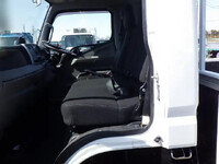 三菱ふそうキャンター平ボディ小型（2t・3t）[写真27]