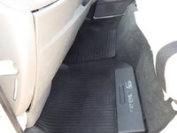 三菱ふそうキャンター平ボディ小型（2t・3t）[写真30]