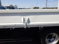 三菱ふそうキャンター平ボディ小型（2t・3t）[写真41]