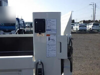 トヨタトヨエース平ボディ小型（2t・3t）[写真10]