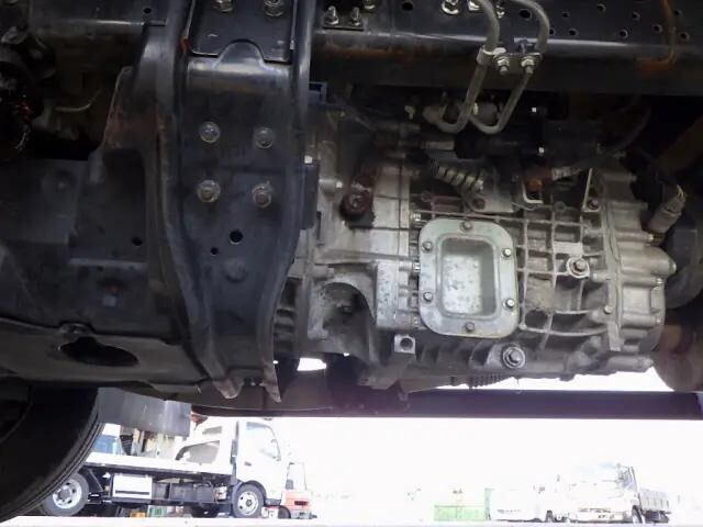 三菱ふそうファイター平ボディ中型（4t）[写真23]