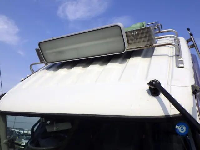 三菱ふそうファイター平ボディ中型（4t）[写真36]