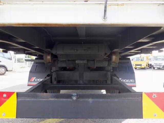 いすゞエルフセーフティローダー小型（2t・3t）[写真24]