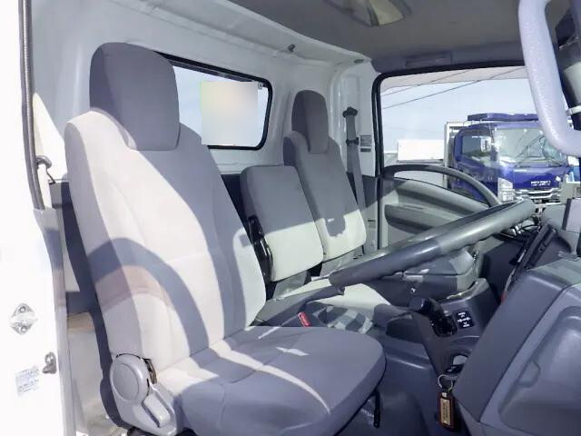 いすゞエルフセーフティローダー小型（2t・3t）[写真39]