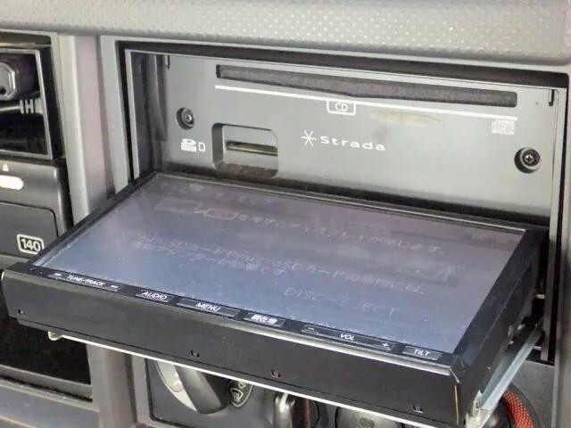 いすゞエルフセーフティローダー小型（2t・3t）[写真40]