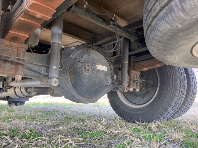 三菱ふそうキャンター家畜運搬車小型（2t・3t）[写真23]