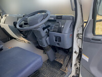 三菱ふそうキャンター家畜運搬車小型（2t・3t）[写真31]