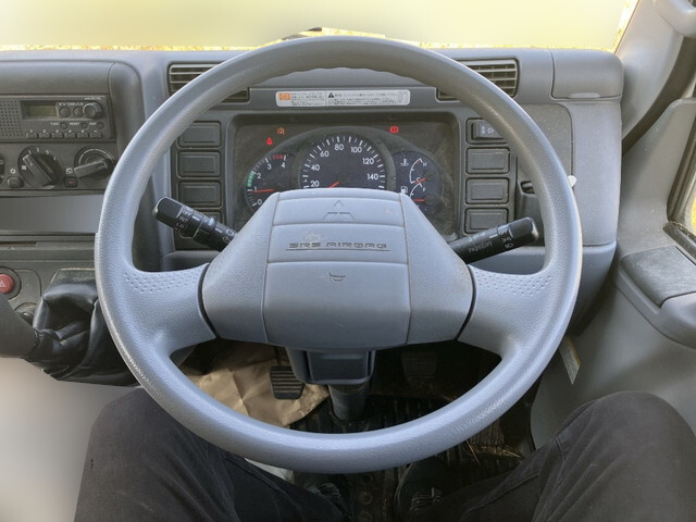 三菱ふそうキャンター家畜運搬車小型（2t・3t）[写真32]