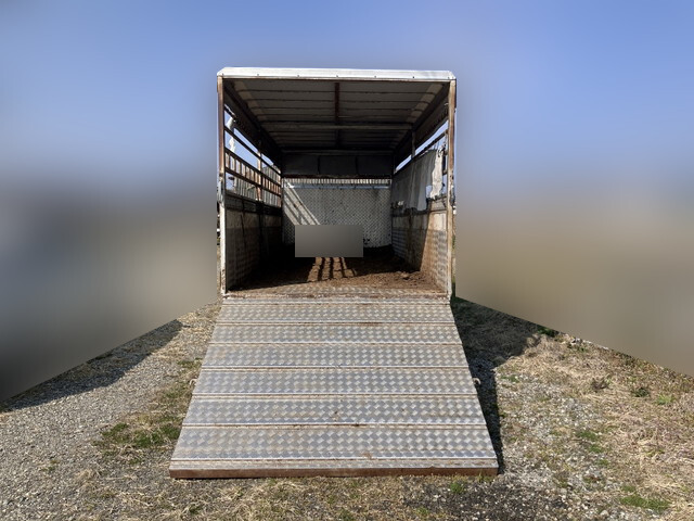 三菱ふそうキャンター家畜運搬車小型（2t・3t）[写真08]