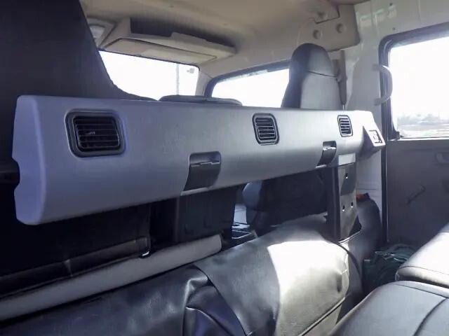 三菱ふそうキャンターダブルキャブ（Wキャブ）小型（2t・3t）[写真13]