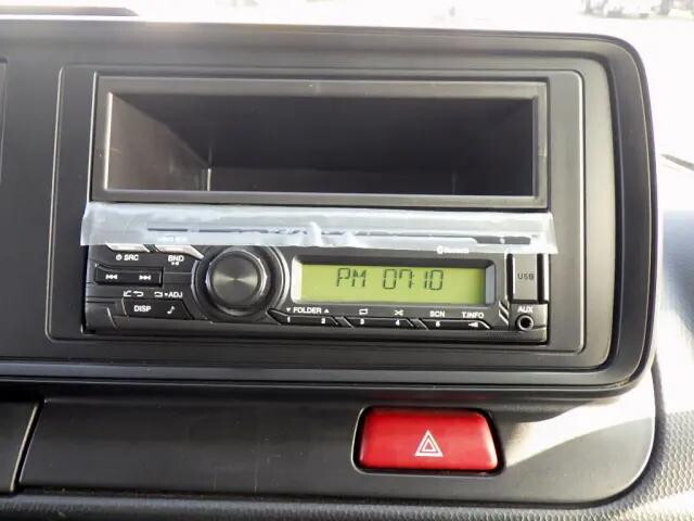 三菱ふそうキャンターダブルキャブ（Wキャブ）小型（2t・3t）[写真19]